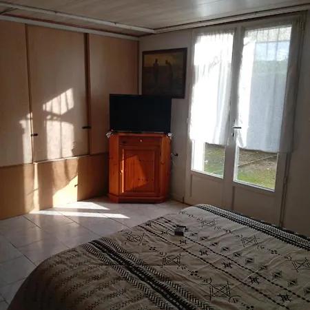Chez Marie-claude 1 4 Couchages شقة